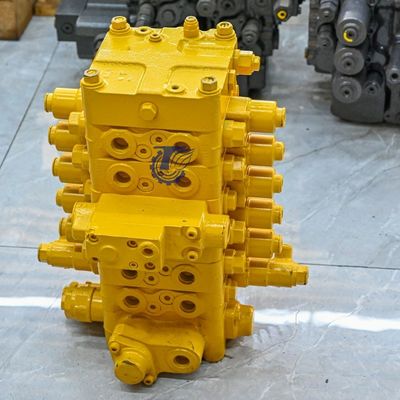 PC120-6 PC130-7 Komatsu Hydraulic Control Valve , 723-57-12306 Control Valve Assembly