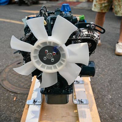 Original Kubota D782 Motor conjunto D782-ET05_CN4 Motor de motor diesel 9.8kw 2300 Rpm Para piezas de excavadora