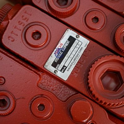 Válvula de control de Nachi DPK-T04-8P-DC-7815F para excavadora Hitachi EX55 ZAX60 Kobelco SK60