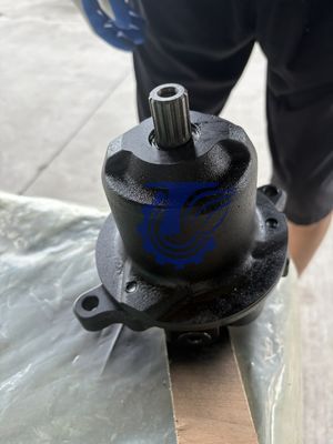 B0440-18001 708-7r-00710 708-7r-01690 Para Kayaba Wa320-5 Wa320-6 Motor de ventilador hidráulico Motor;aceite (accionamiento del ventilador) Piezas de excavadora Aftermarket Original