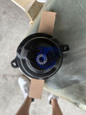 B0440-18001 708-7r-00710 708-7r-01690 Para Kayaba Wa320-5 Wa320-6 Motor de ventilador hidráulico Motor;aceite (accionamiento del ventilador) Piezas de excavadora Aftermarket Original